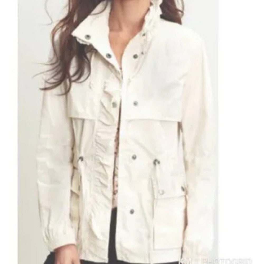 Banana 🍌 Republic ruffle rain  jacket size Medium
